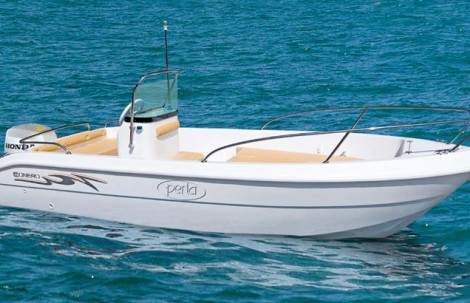 location bateau sans permis Nice Villefranche Beaulieu eze Monaco