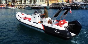 LOCATION DE BATEAUX SEMI RIGIDE