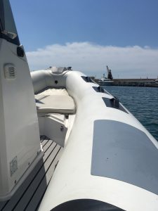 LOCATION DE BATEAU SEMI RIGIDE