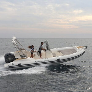 Location bateau semi rigide